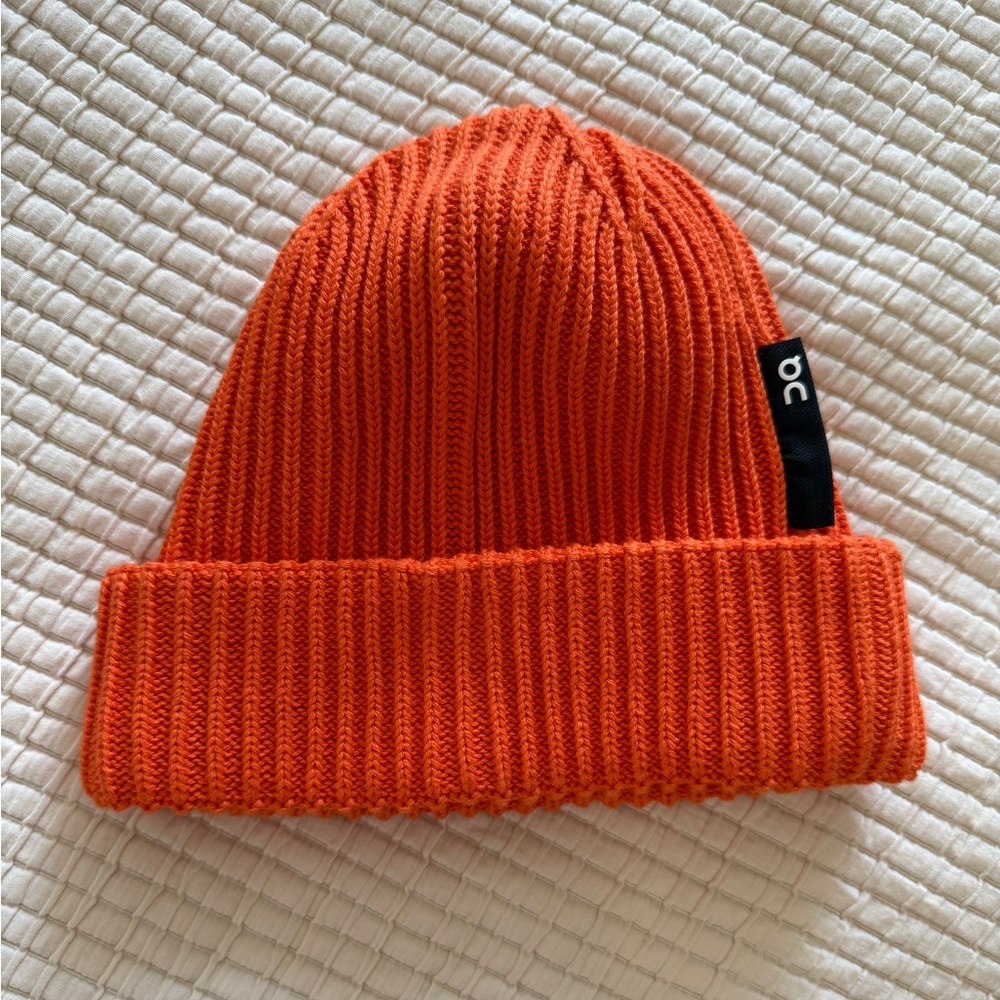 On Running Bold Orange Sweater Knit Beanie